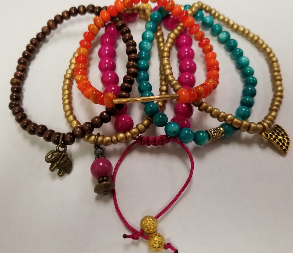 Handmade bracelets - Picture 5 of 5